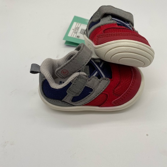 Surprize by Stride Rite Chase Sneakers - Picture 4 of 10